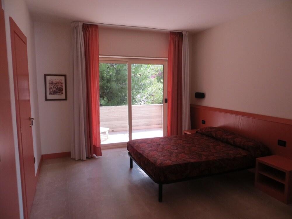 Villaggio Hotel Ripa Rodi Garganico Extérieur photo