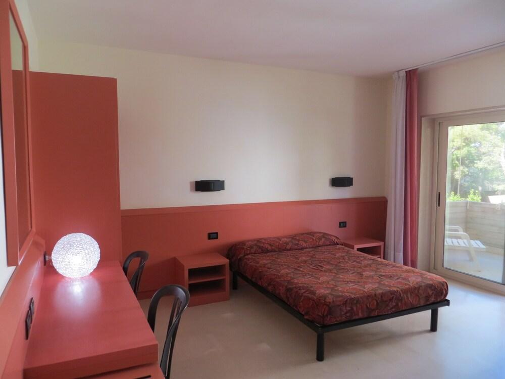 Villaggio Hotel Ripa Rodi Garganico Extérieur photo